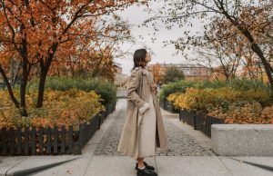 Płaszcze jesienne damskie plus size – styl i komfort na chłodniejsze dni