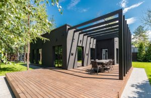 Aluminiowe zadaszenie tarasu – nowoczesne rozwiązanie na wymiar